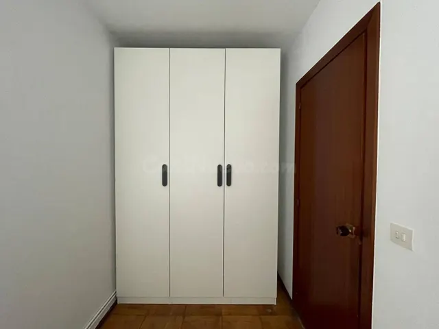 ALQUILER ESTUDIANTES 3 habitaciones — 13