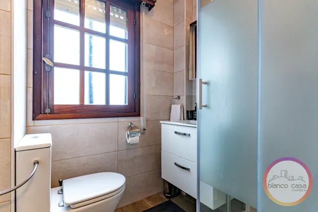 ✨ ¡amplio piso de 4 dormitorios con  terraza en pleno centro de Carballo por 178.900€! — 29
