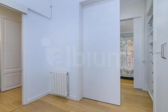 Vivienda con balcón y ascensor en pleno corazón del Gòtic — 28