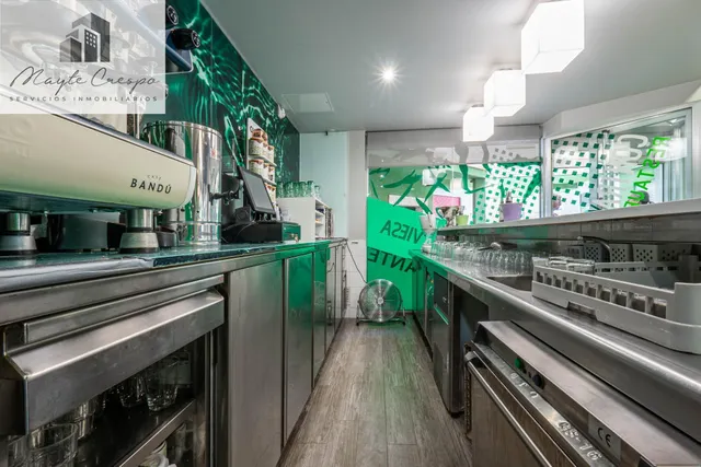 Venta de cafetería La Contraviesa de 160 m2  junto a Alcampo — 23