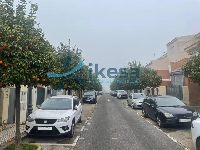 OPORTUNIDAD EN CASTILLEJA DE LA CUESTA - foto 2