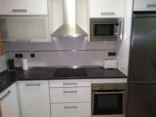 Piso de tres dormitorios en Av. Sudamérica — 17