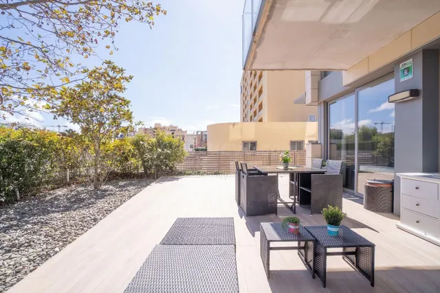 PLANTA BAJA DE LUJO — 3
