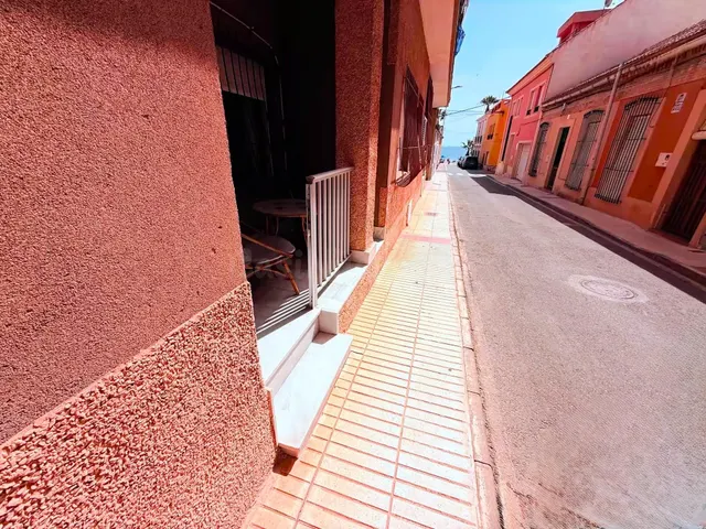 Encantadora Vivienda Cerca de la Playa en Los Alcázares - foto 4
