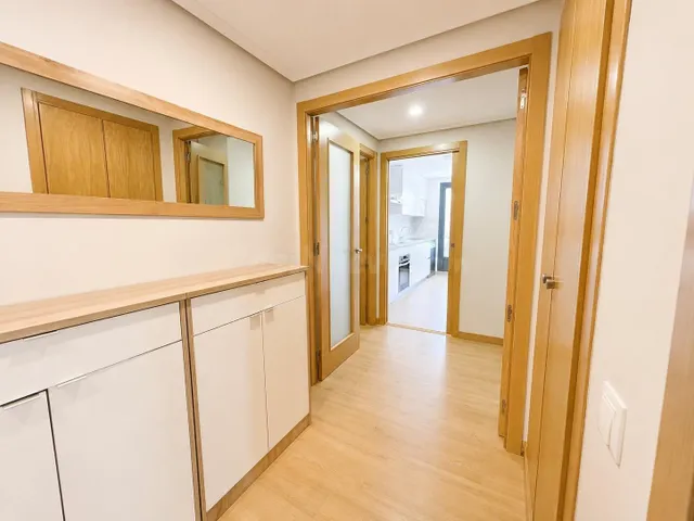 Piso en residencial con piscina, garaje y trastero junto a l - foto 5