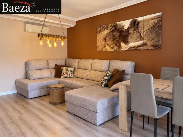 BUNGALOW TOTALMENTE REFORMADO EN VENTA, CON PISCINA COMUNITA - foto 2