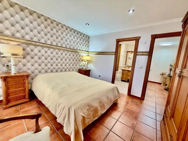 Casa 4 habitaciones 189m² en venta - La Zenia — 25