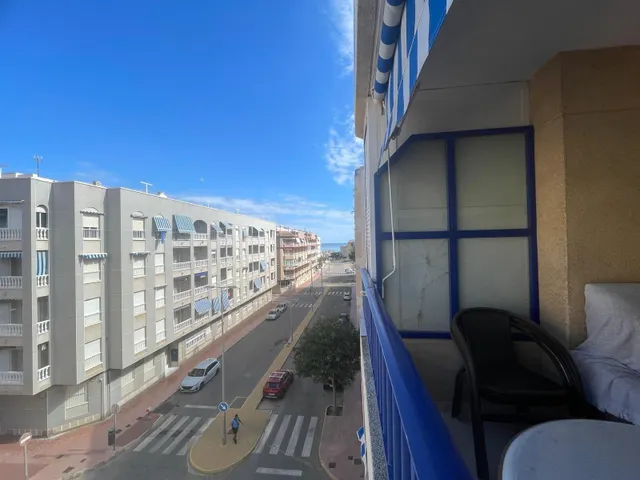 Apartamento de 2 dormitorios con garaje y trastero en Guardamar del Segura — 20