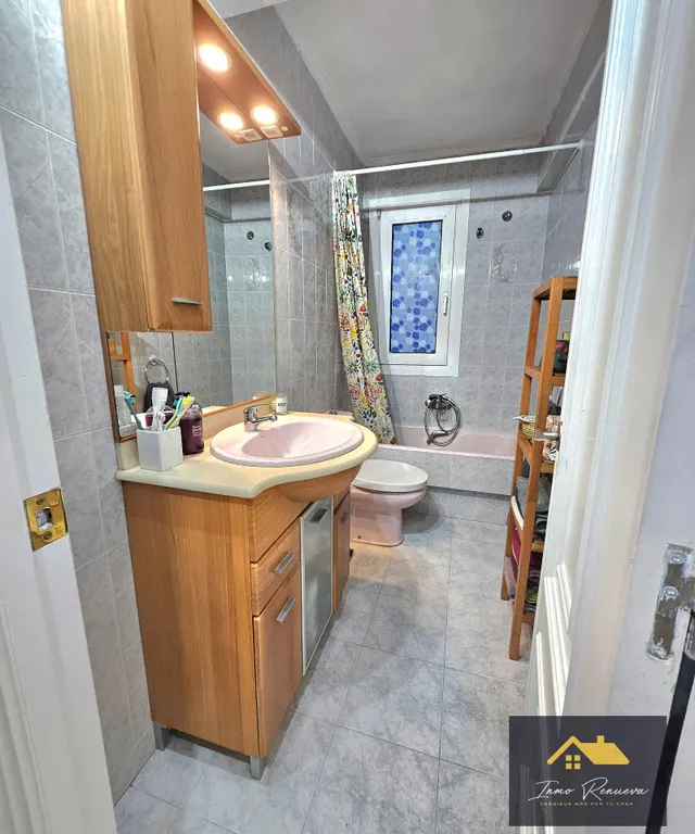 Se vende piso céntrico en Santurtzi — 12
