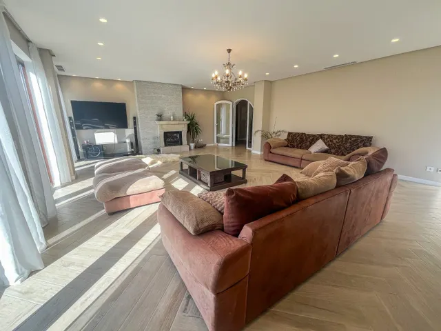 Villa 4 habitaciones 225m² en venta - Sierra cortina — 19