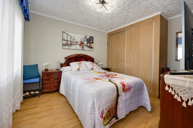 Apartamento reformado de 3 dormitorios y 2 baños a escasos 75 metros de la playa del acequión — 3