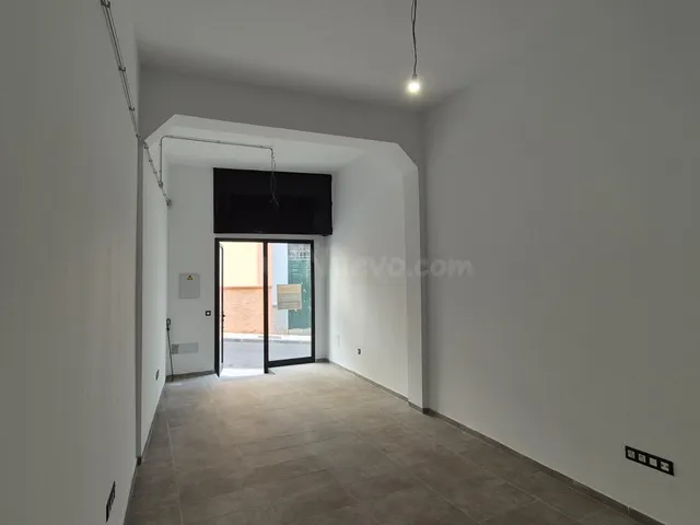 Local comercial 36m² en alquiler - Zona Centro - foto 3