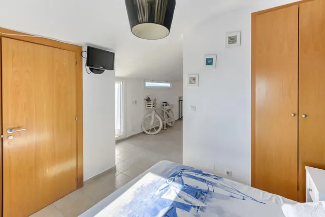 ATICO DUPLEX CON VISTAS A SOLO 150 M DE LA PLAYA — 30