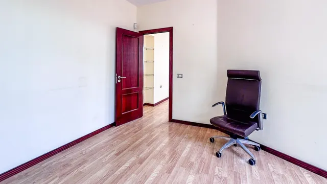 LOCAL COMERCIAL EN ESQUINA CON DOS FACHADAS | LOS OLIVOS, ADEJE — 18