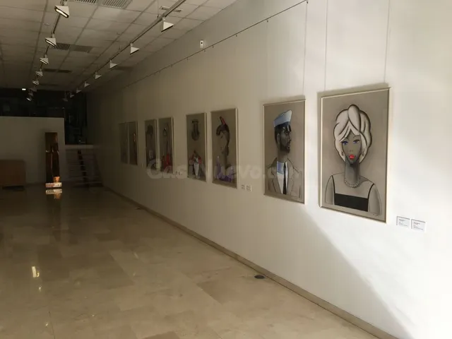 Estupendo local comercial de 200m2 en pleno centro histórico - foto 3