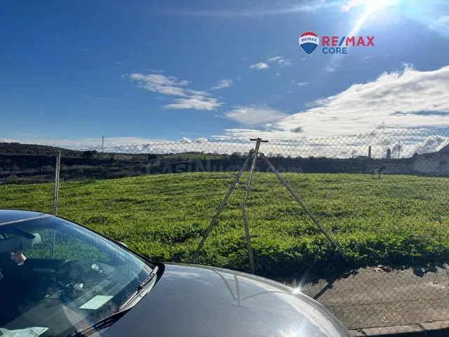 Solar residencial en Lobón: Oportunidad de Inversión