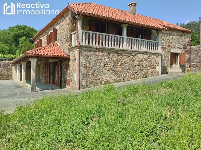 PRECIOSA CASA RUSTICA TOTALMENTE REFORMADA - foto 2