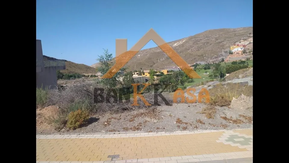 SE VENDE SUELO URBANO EN VÍCAR ZONA LA ENVÍA GOLF
