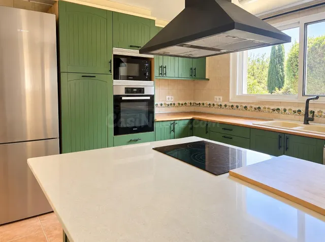 Chalet independiente con piscina privada y 6 dormitorios en La Cañada — 5