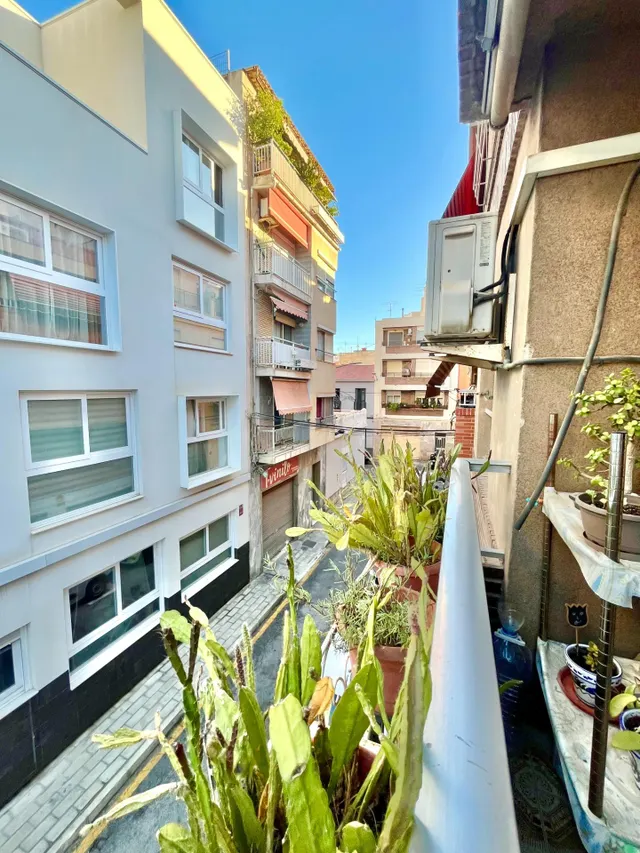 ¡¡Piso Reformado de 4 habitaciones y 2 Baños en Carolinas, Alicante!! — 18