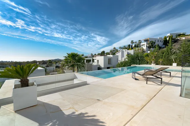 Chalet 5 habitaciones 625m² en venta - Costa del Sol — 30