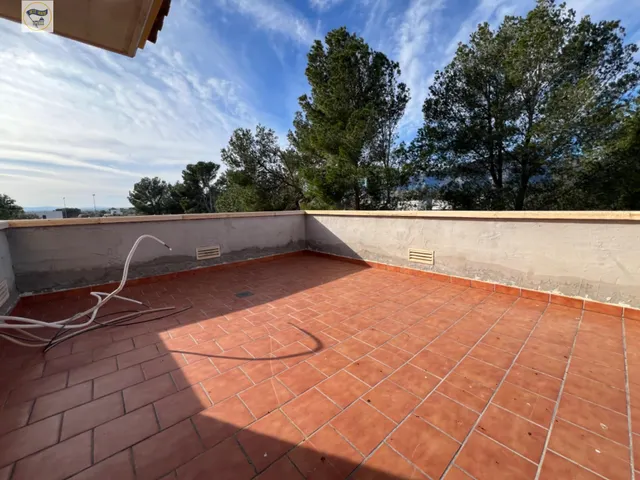 ESPECTACULAR CASA CON PISCINA — 46