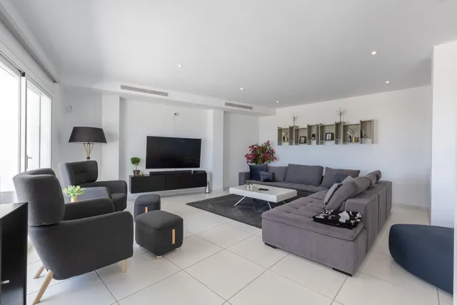 Chalet 4 habitaciones 314m² en venta - Centro — 47