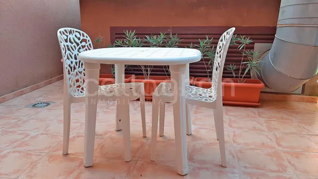 Loft-estudio en una calle muy tranquila de BURJASSOT - foto 2