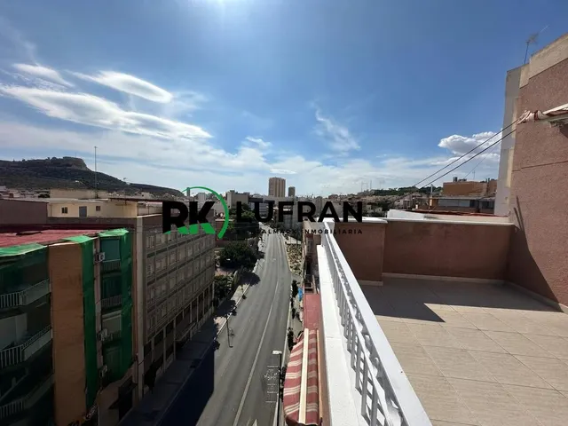 ÁTICO A LA VENTA CON VISTAS AL CASTILLO EN AVENIDA JIJONA - ALICANTE — 11