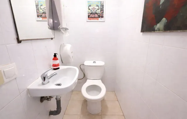 Bar 110m² en venta - Centro — 12