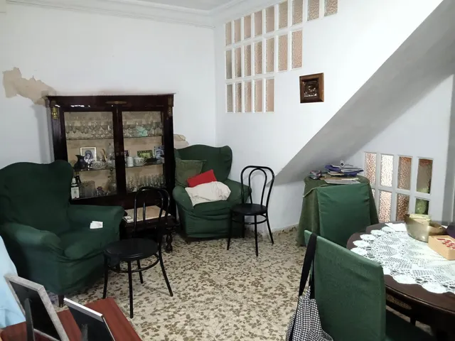 Una casa con encanto, espacio y todo el potencial para convertirse en tu hogar. — 9