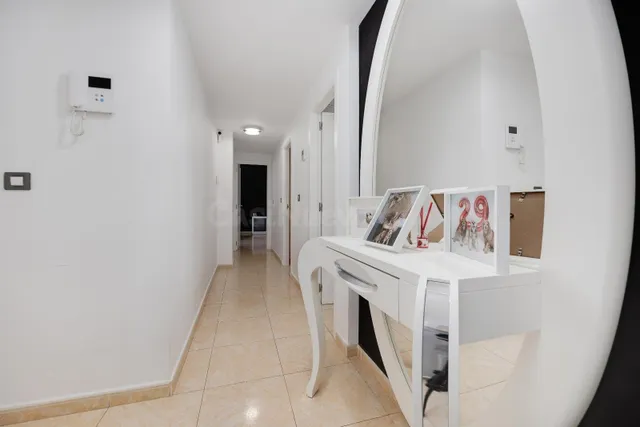 Piso 3 dormitorios 2 baños garaje incluido con ascensor — 2