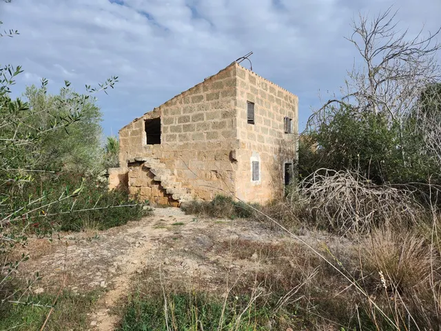 Casa con terreno 160m² en venta - Son san martí - foto 2