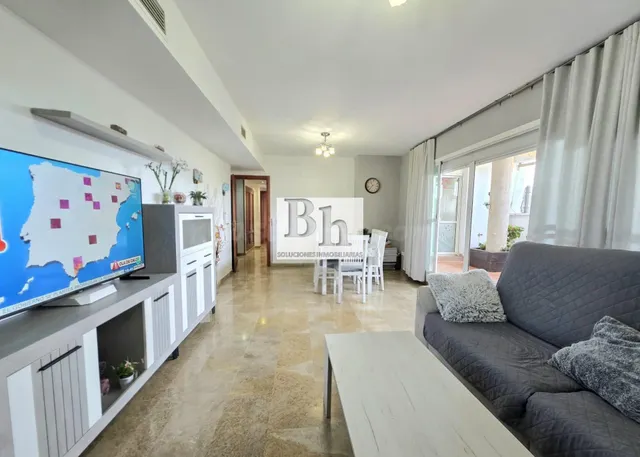 BLANHOGAR vende Ático en Puerta de Málaga - foto 5