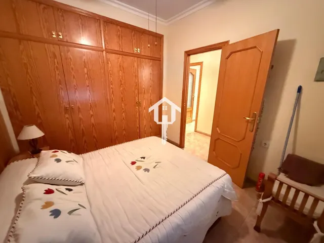 Espectacular casa pareada reformada en san vicente del raspeig: 142m2, 5 dormitorios, patio y terraza con solárium — 6