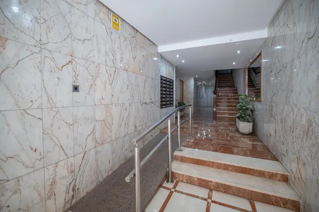 Impresionante piso en el centro de Granada. — 8