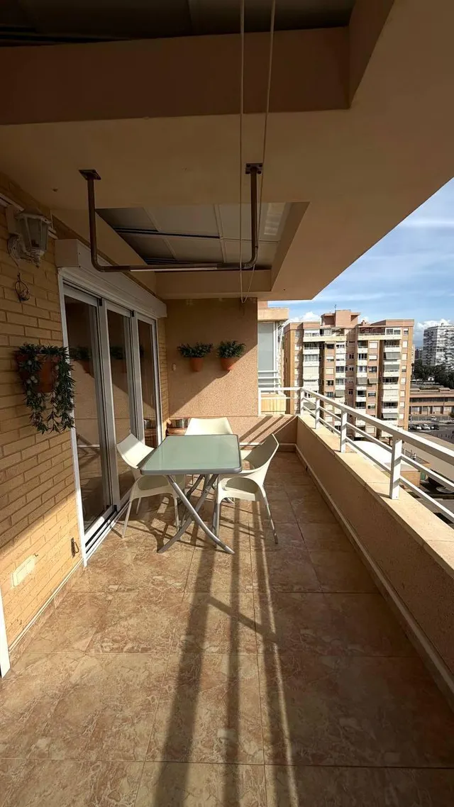 Piso 3 habitaciones 124m² en alquiler - Playa de San Juan — 20