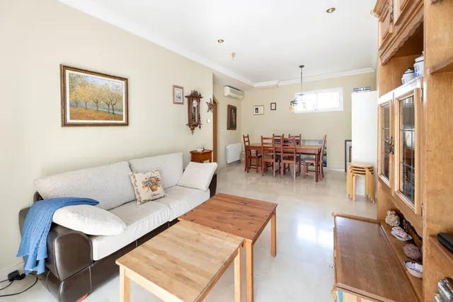 Estupenda unifamiliar junto hospital VITHAS — 7