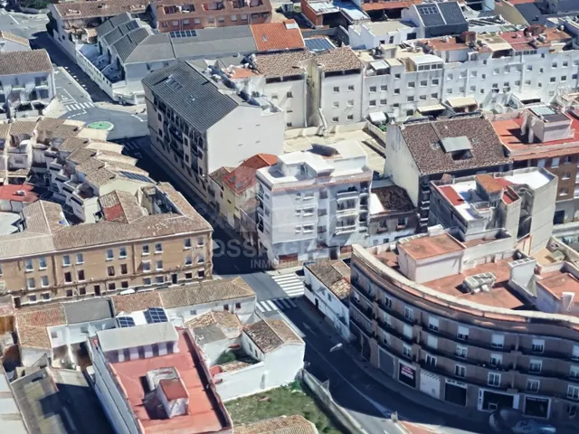 OPORTUNIDAD ÚNICA EN GANDÍA: Local Comercial de 109m2 con Al - foto 4