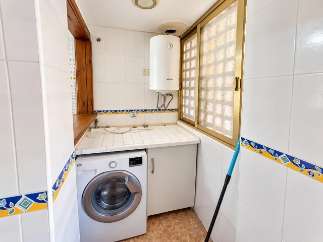 Apartamento con terraza y piscina a 250m de la playa de los Naufragos — 12