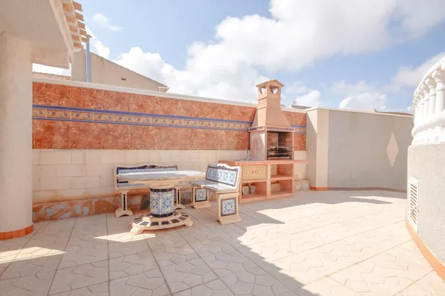 CHALET CON PISCINA PRIVADA EN LA ZENIA - PLAYA FALAMENCA (ORIHUELA COSTA) — 7