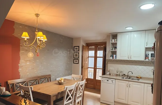 Casa de piedra con encanto en el corazón del Alt Empordà - foto 4