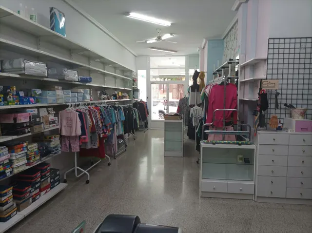 SE ALQUILA LOCAL COMERCIAL EN ELCHE ZONA RAVAL PUERTAS COLORADAS — 2
