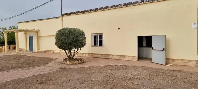 Edificio con piscina — 50