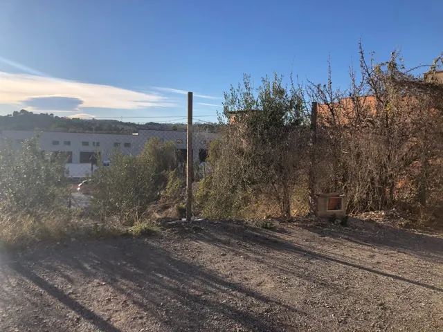 FANTÁSTICA PARCELA INDUSTRIAL DE 1.262 m2 EN CAN COMELLAS — 6