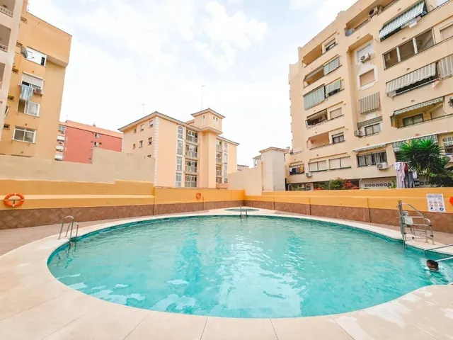 Moderno Estudio Reformado en Verdiales — 7