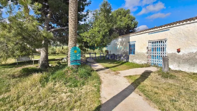CASA DE CAMPO CON GRAN TERRENO JUNTO A LAS MINAS DE MAZARRÓN - foto 3