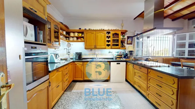 IMPRESIONANTE CASA EN CASILLA DEL AIRE — 46