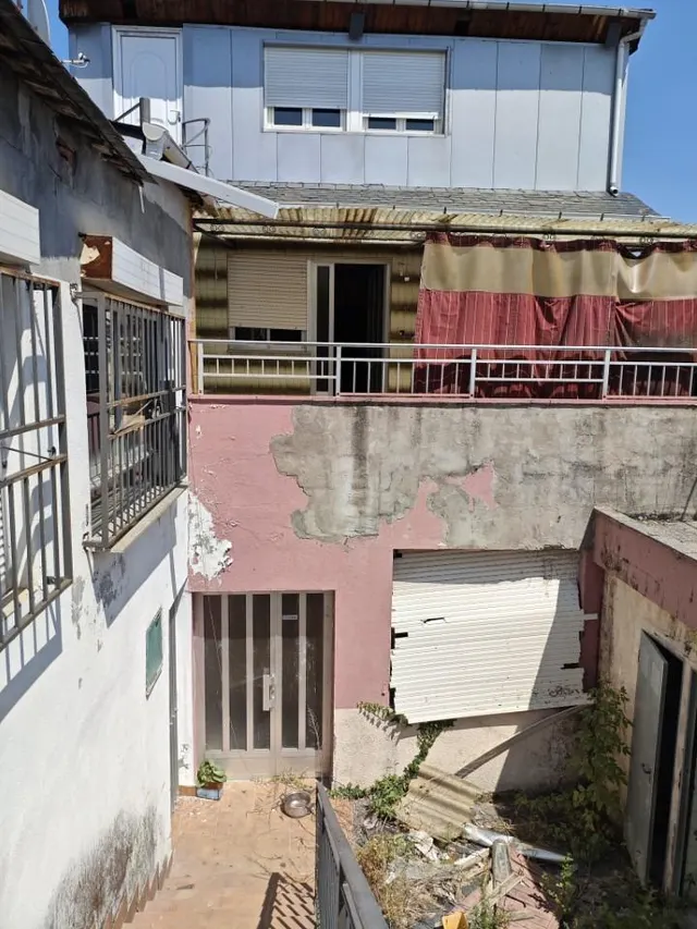 Venta Edificación con Negocios — 19