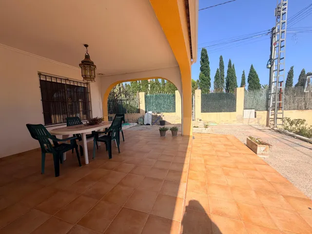 DOS CASAS EN UNA EN MATOLA SOLO EN ALQUILER — 10